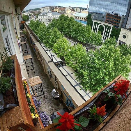 Center Apartment Пристина Екстериор снимка