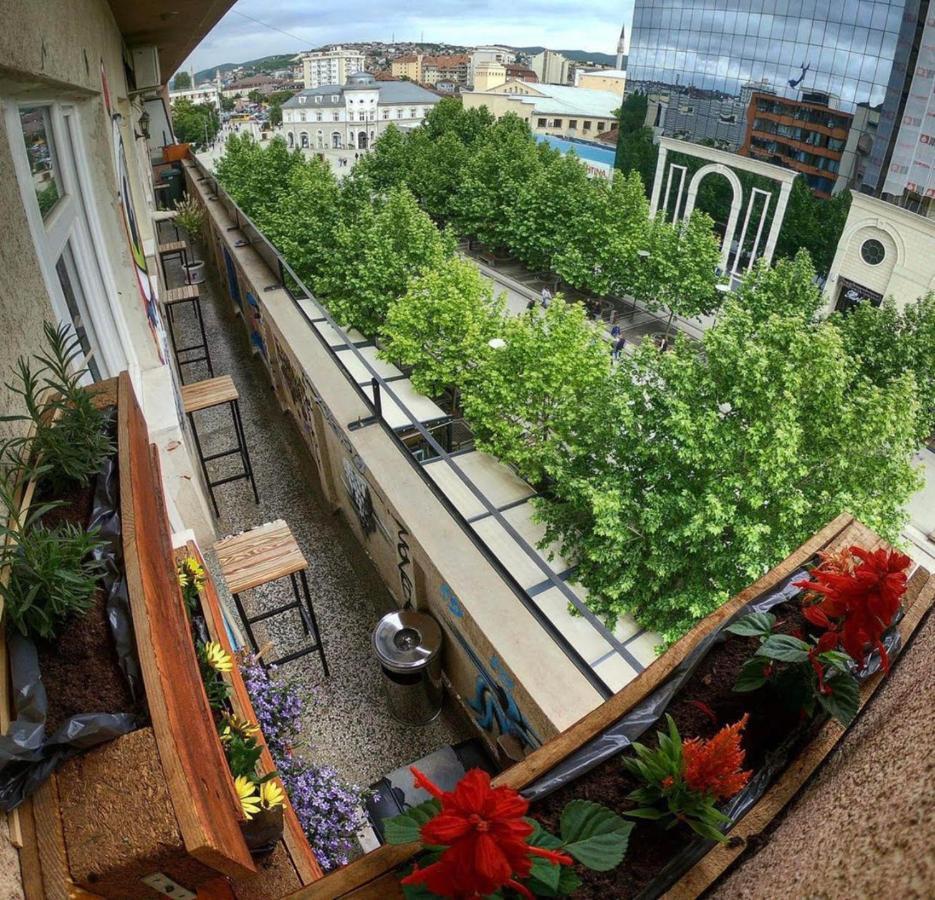 Center Apartment Пристина Екстериор снимка